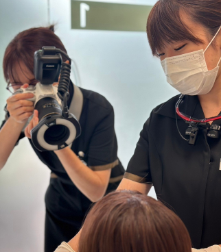 アルバイト勤務の風景画像